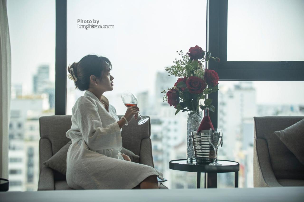 Grand Ocean Luxury Boutique - Infinity Rooftop Pool Дананг Екстериор снимка