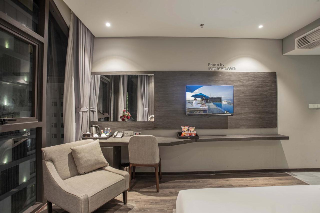 Grand Ocean Luxury Boutique - Infinity Rooftop Pool Дананг Екстериор снимка