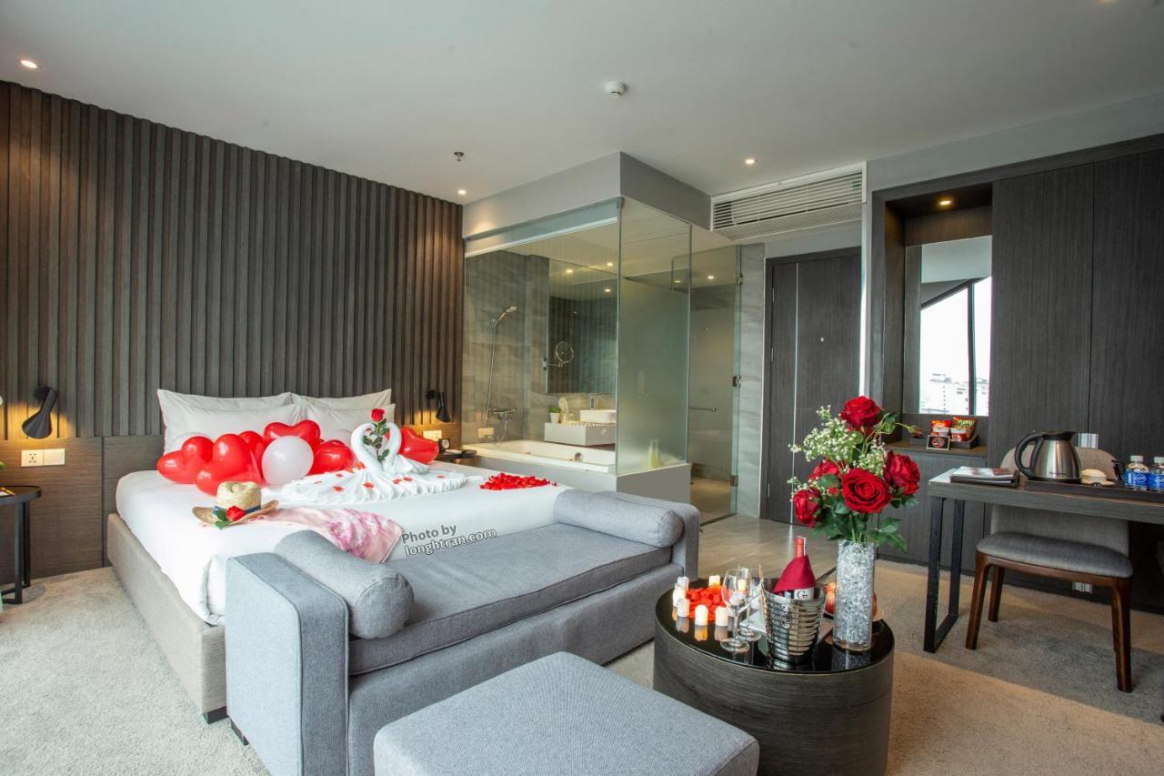 Grand Ocean Luxury Boutique - Infinity Rooftop Pool Дананг Екстериор снимка