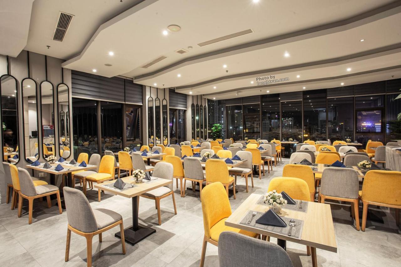 Grand Ocean Luxury Boutique - Infinity Rooftop Pool Дананг Екстериор снимка
